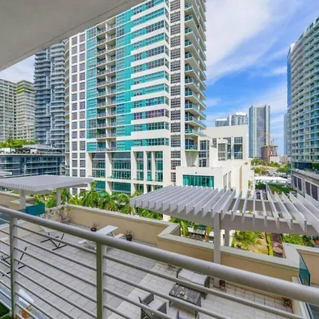 Amazing Condo With Pool At Midblock Miami Exterior photo