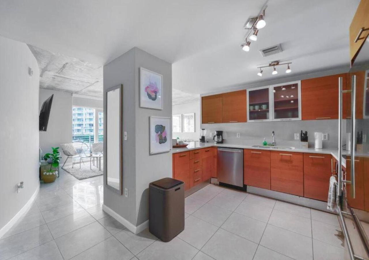 Appartement Amazing With Pool At Midblock